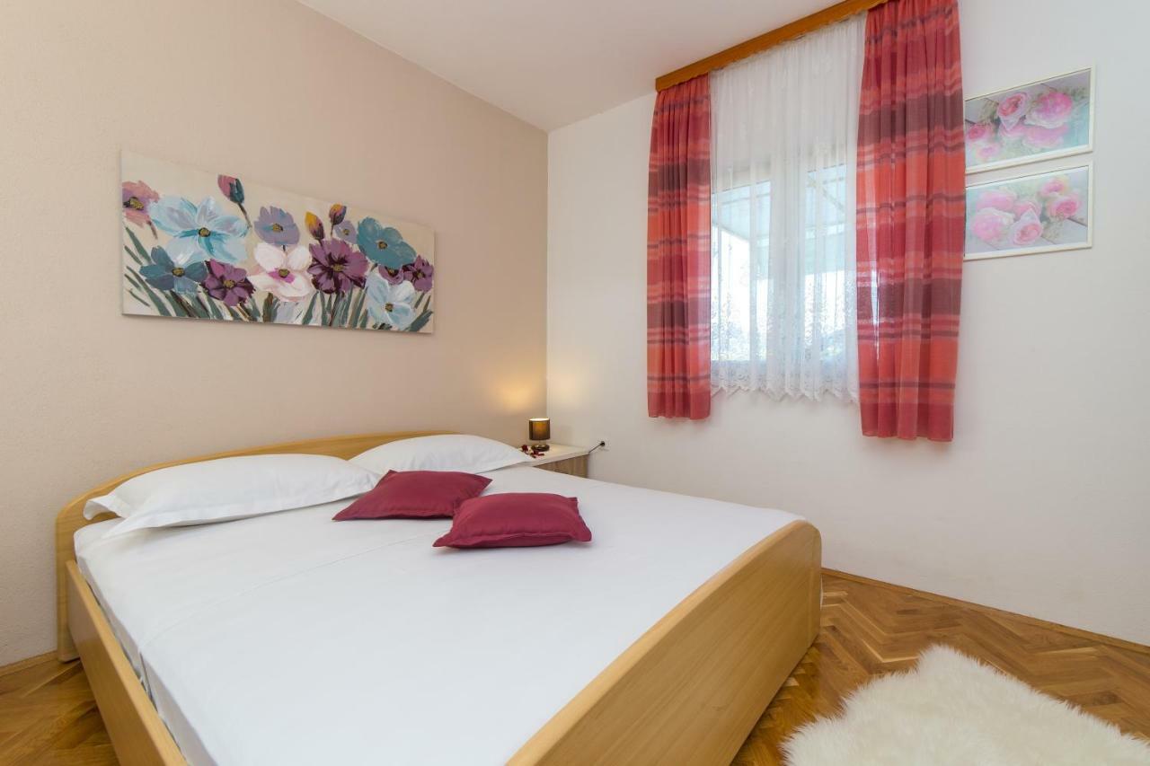 Guest House Pelja Plano Экстерьер фото