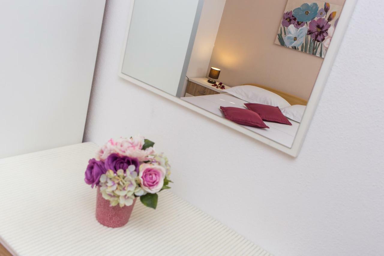 Guest House Pelja Plano Экстерьер фото